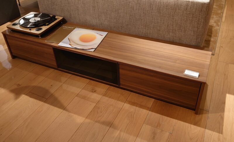 ACTUSで新築のダイニングテーブルとTVボードが決まりました | さだはち 